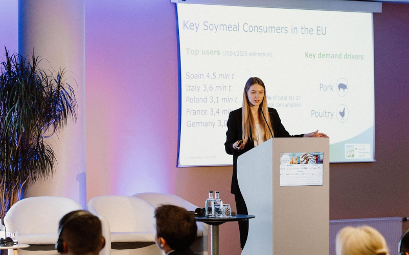 Anastasiia Radiuk from Donau Soja presents on non-GM soya market trends during the Baltic Grains & Oils Conference 2025 in Riga