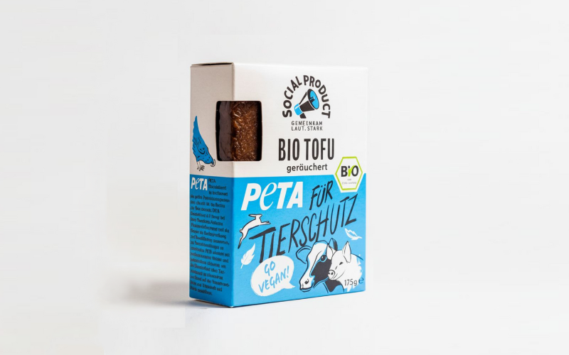 Social Product smoked organic tofu in retail packaging, a plant-based product made from certified sustainable soya